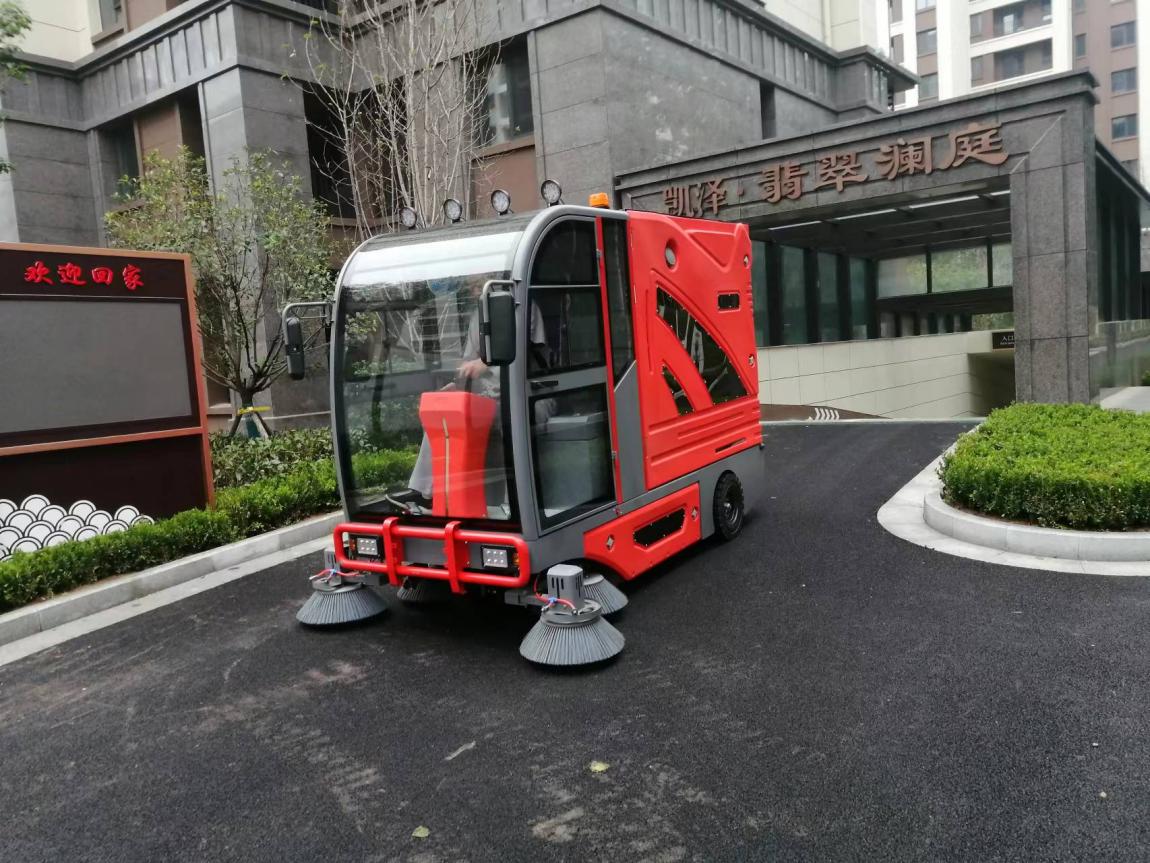 小區(qū)物業(yè)購(gòu)買(mǎi)鼎潔洗地機(jī)、掃地機(jī)